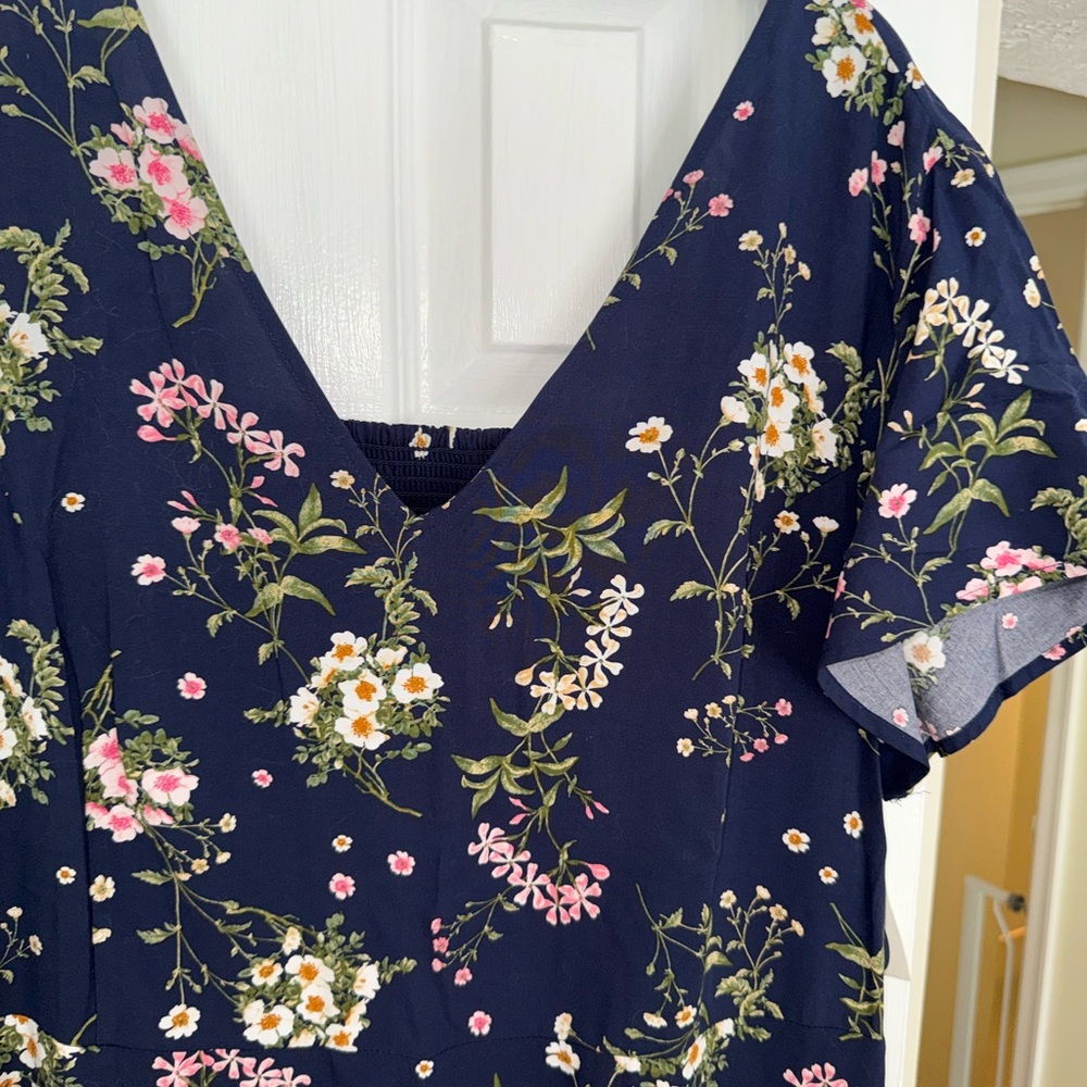 Old Navy Navy Floral Midi Dress - Picture 4 of 7